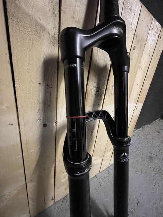Rock Shox Lyrik  29