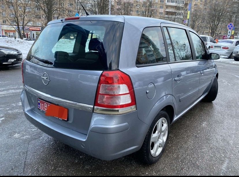 Opel Zafira B 2008