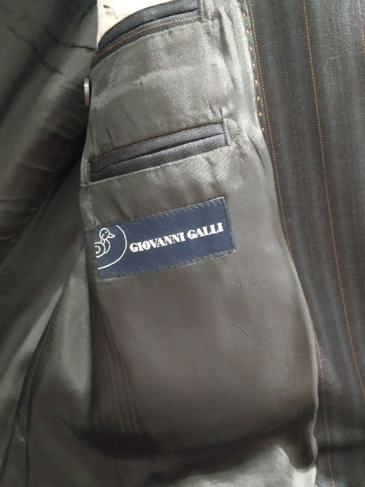 Vendo blazer riscado da Giovanni Galli