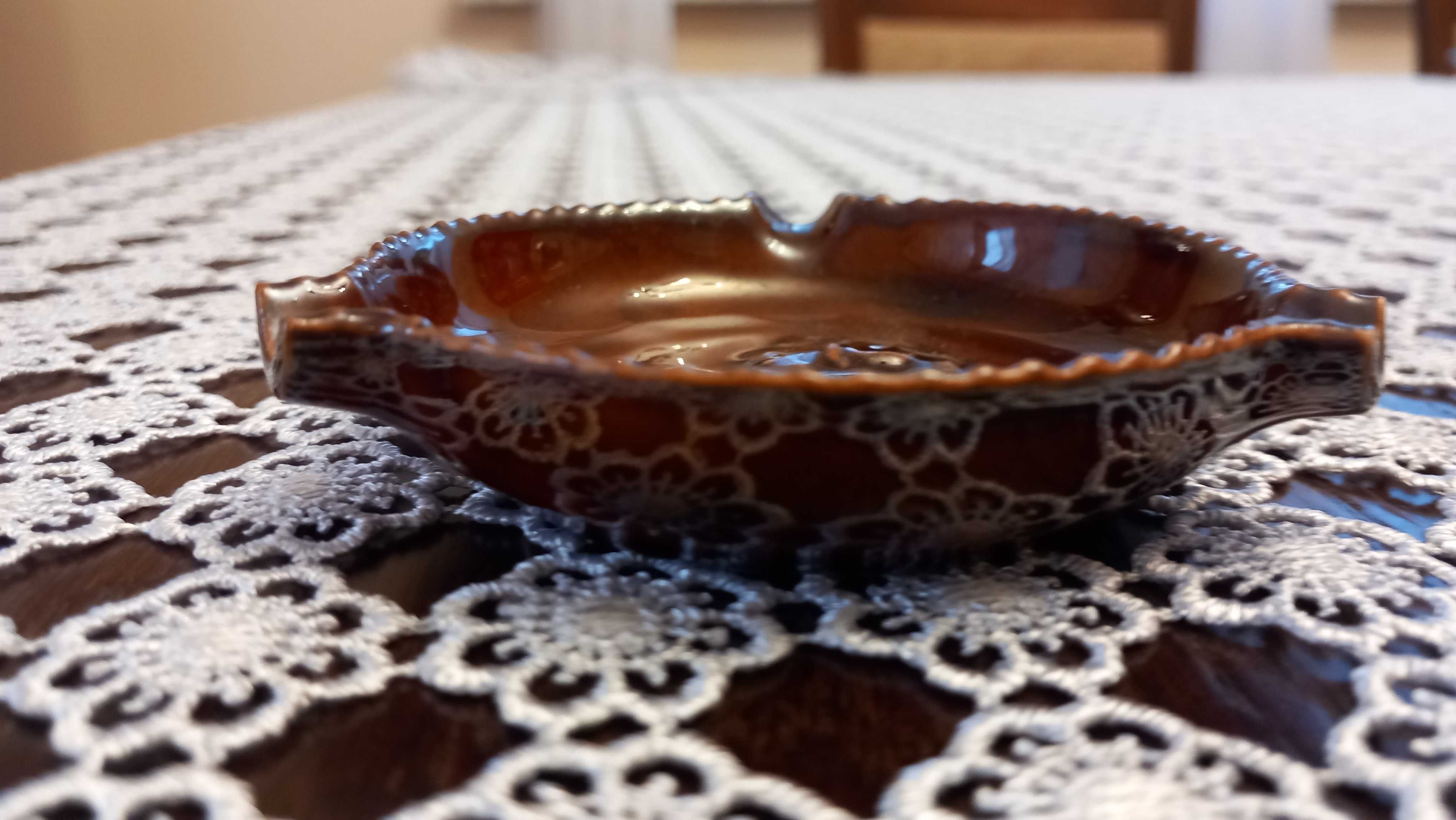 Porcelit popielniczka kwiat Pruszków Mirostowice Łysa Góra