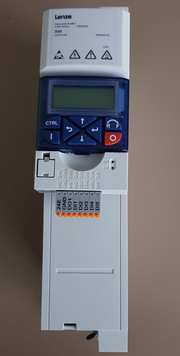 Falownik Lenze 2.2 kW kompletny