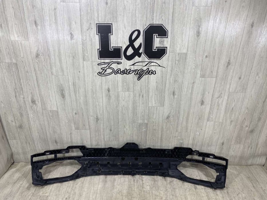 Бампер задний BMW 7 G11 G12 /2019-2022г. Кронштейн бампера 51127478348