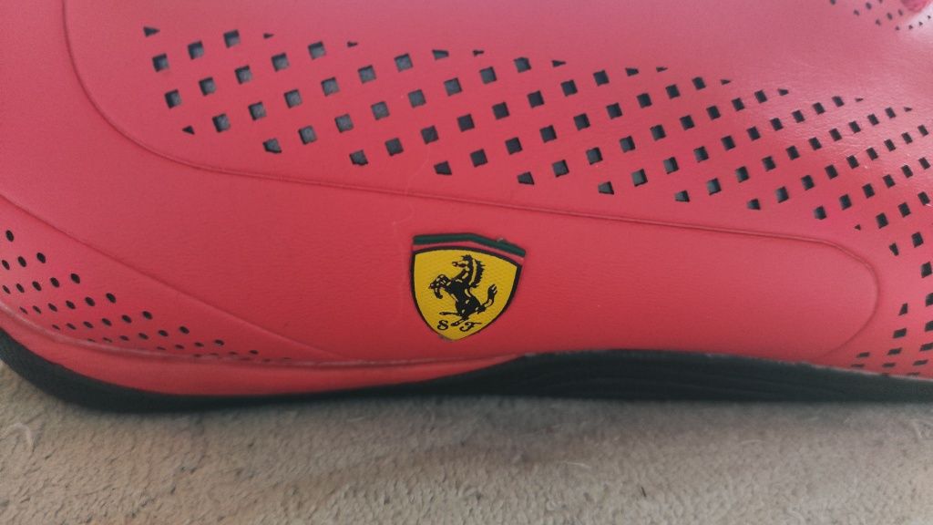 Buty sportowe Puma Ferrari nowe rozmiar 41