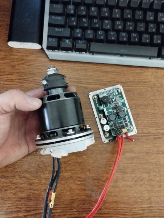 Двигун для авіамоделі