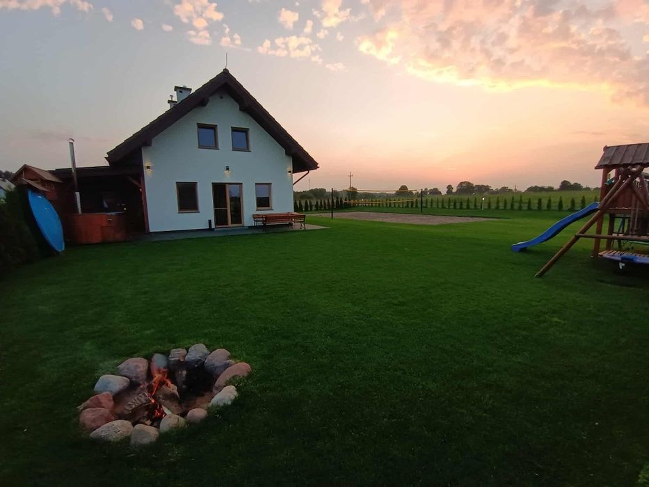 Komfortowy dom na Mazurach ze strefą spa i linią brzegową