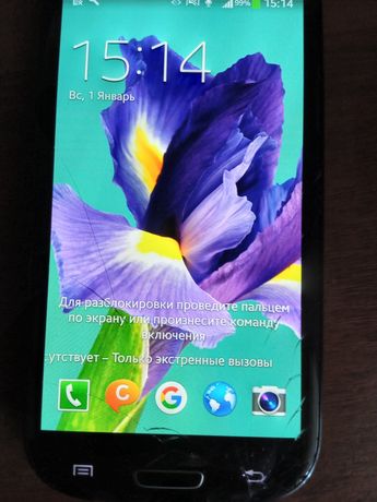 Телефон с разбитым экраном Samsung Galaxy S III