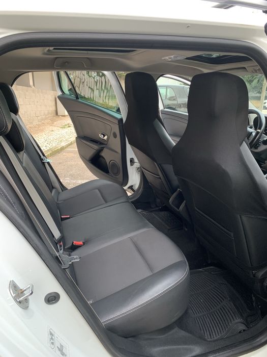 Renault Megane versão 1.5 Bose Edition