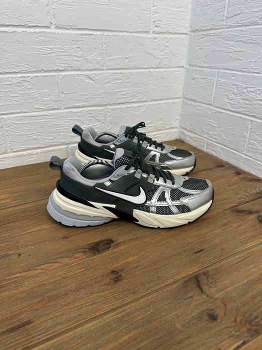 Мужские кроссовки Nike v2k оригинал 44.5р