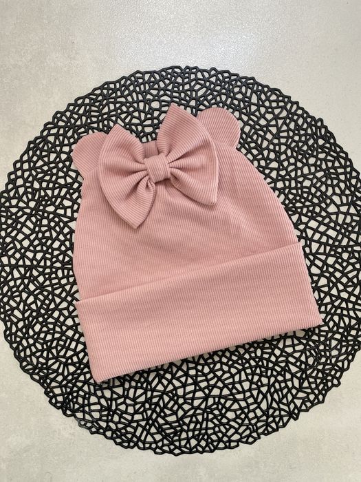 Czapka z kokarda i uszkami na wymiar