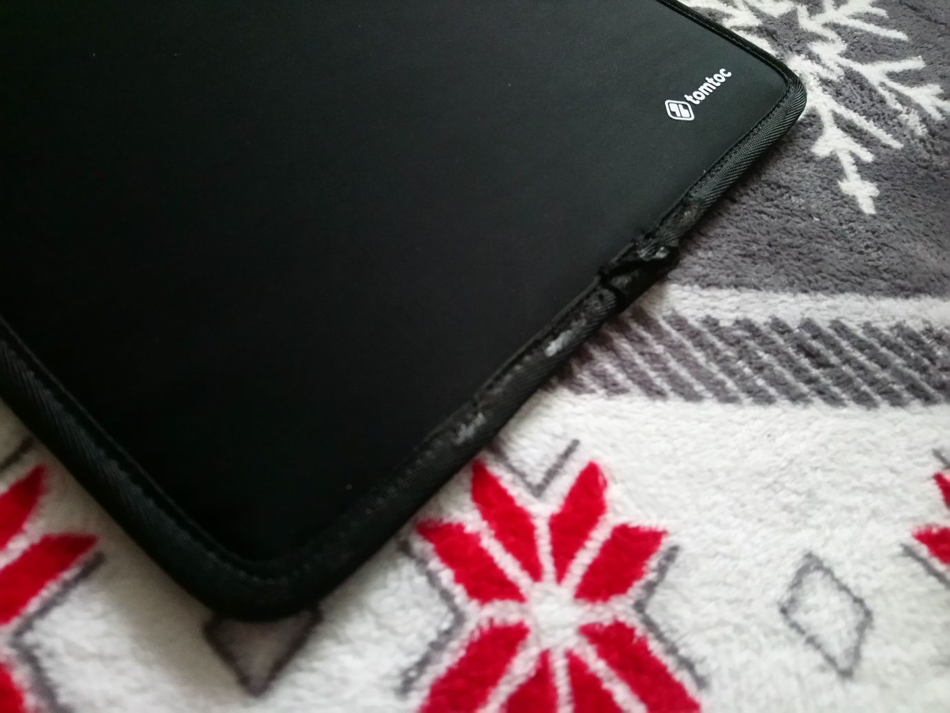 Tomtoc etui/organizer na tablet, laptop defekt