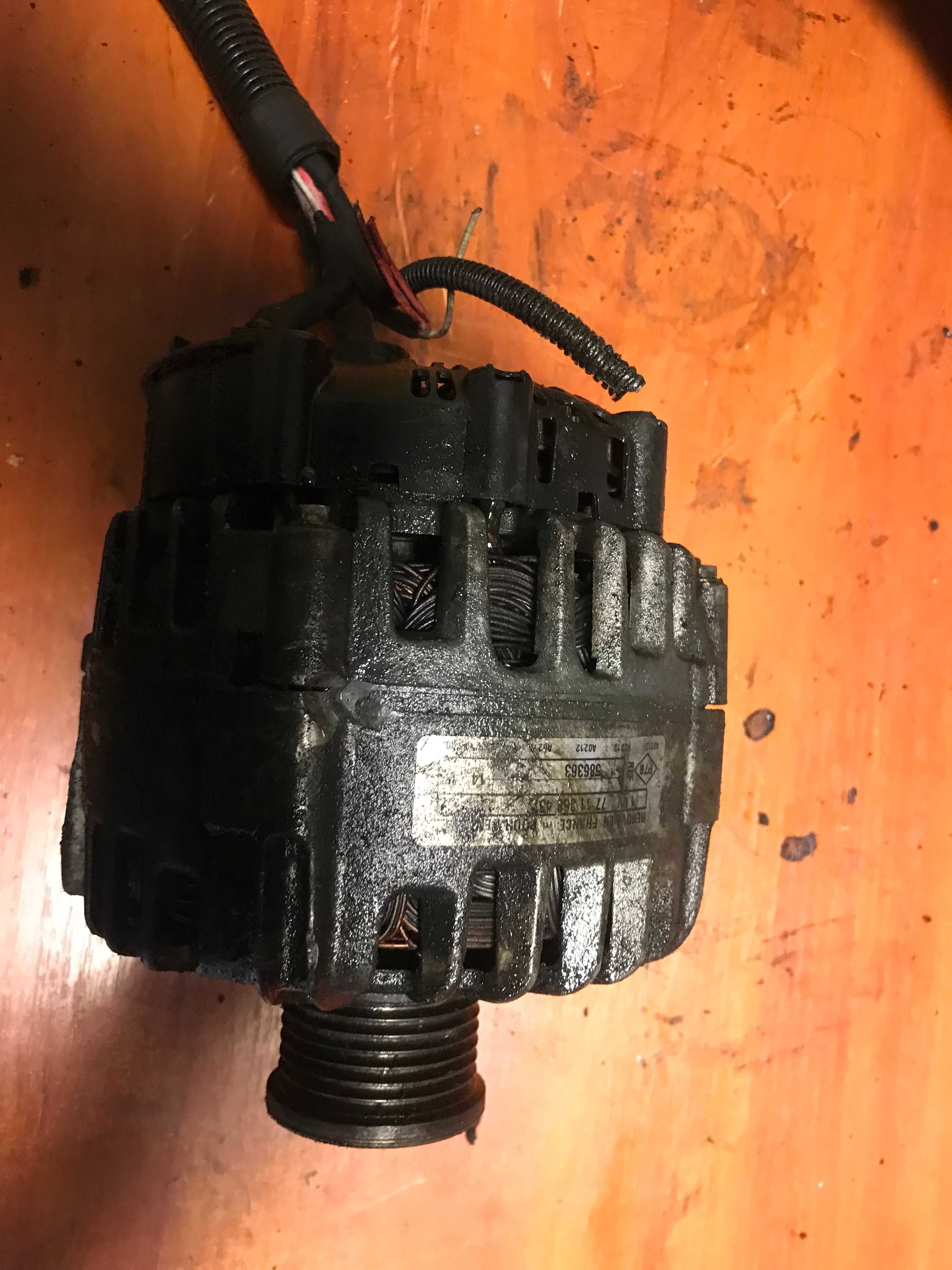 ALTERNATOR 1,9 DCI 820.029.0217 Laguna II Scenic II V40 Primera P12
