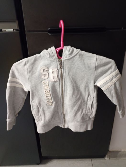 Bluza dla chłopca 104 uszkodzona