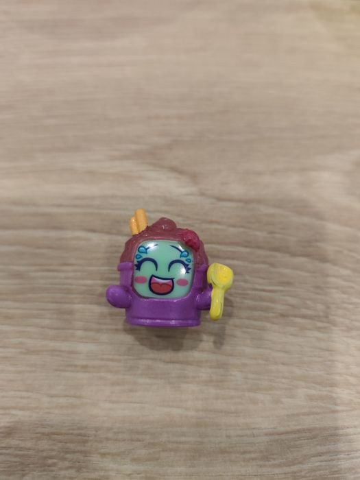 Mini domek + bardzo rzadki Moji pops