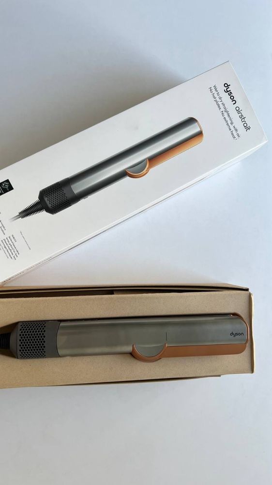 Продам Dyson airstrait