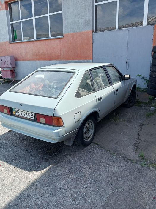 Автомобіль 2141, газ-бензин.