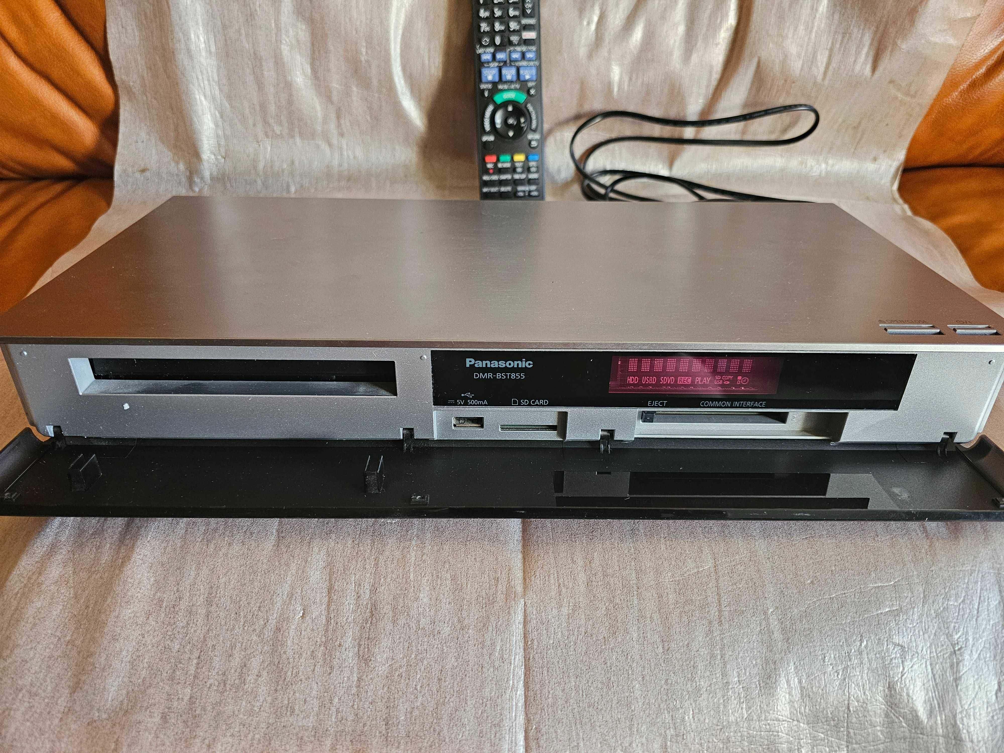 Blu-Ray DVD рекордер Panasonic DMR-BST855 SAT, WiFi, LAN, USB, DLNA