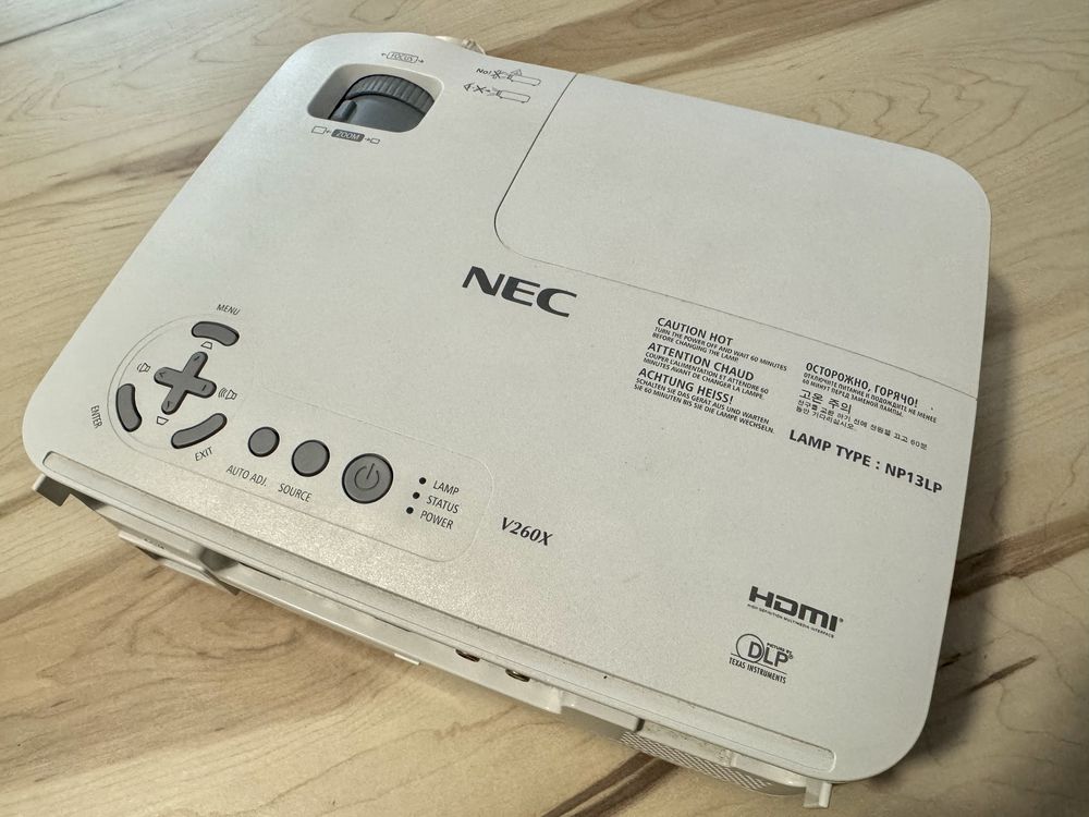 Projetor de video Nec V260X