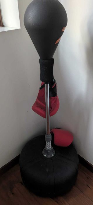 Pera de Boxe com Altura Ajustável