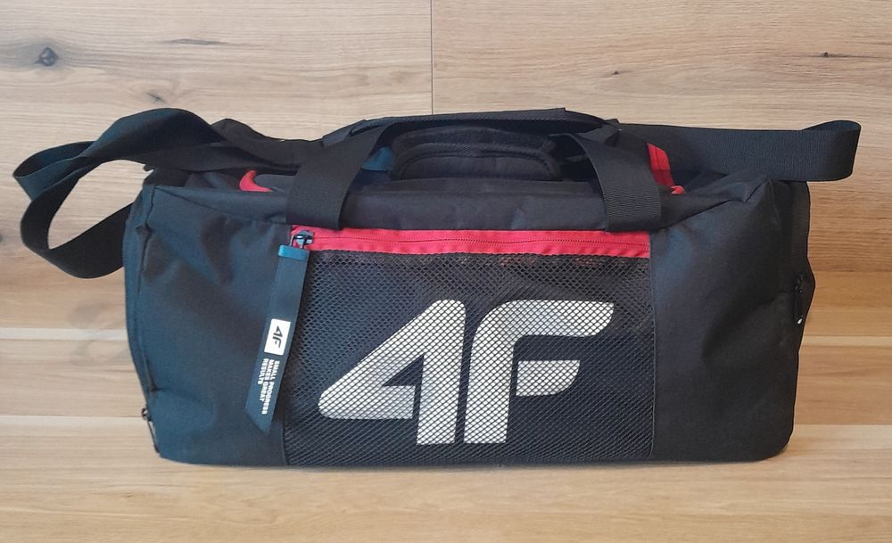 Torba 4F sportowa podróżna turystyczna treningowa 28 L