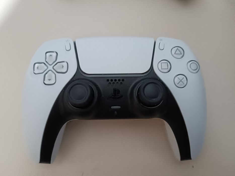 PS5 Slim com Comando