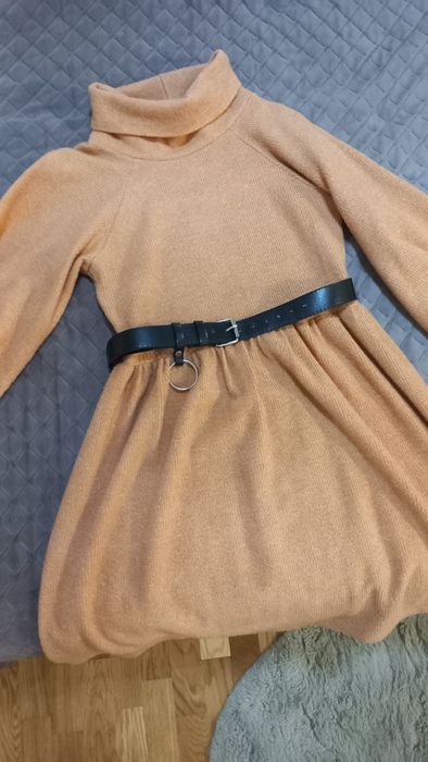 Тепле плаття для дівчинки