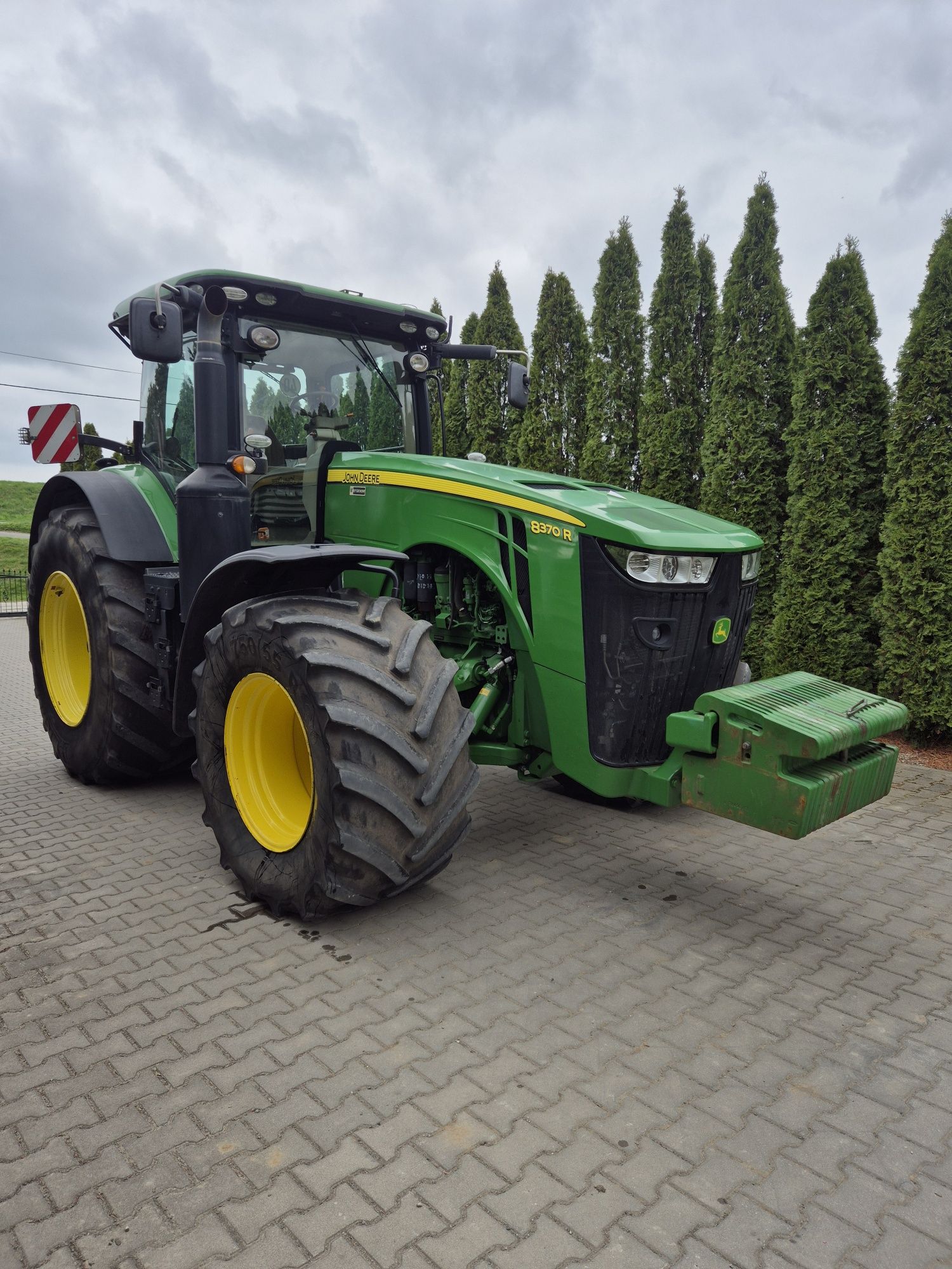 John Deere 8370R E23 LED Navi
