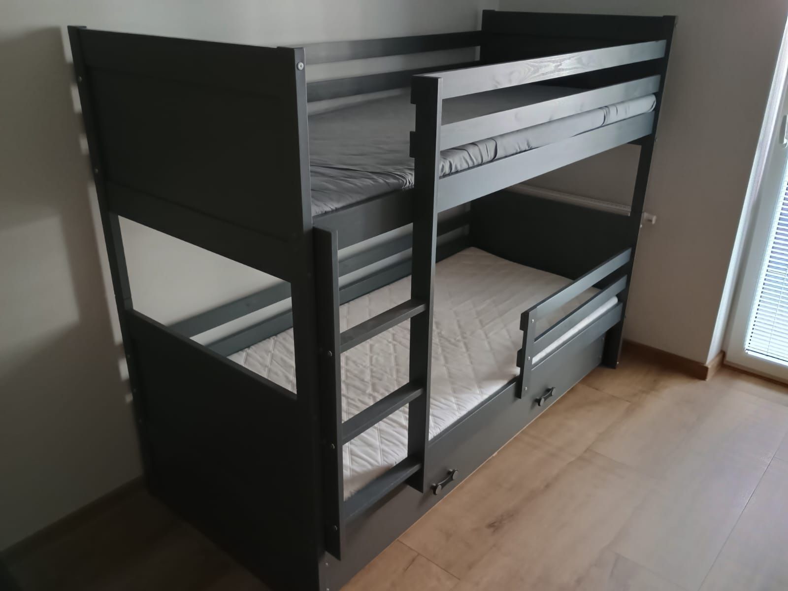 Łóżko piętrowe dla dzieci