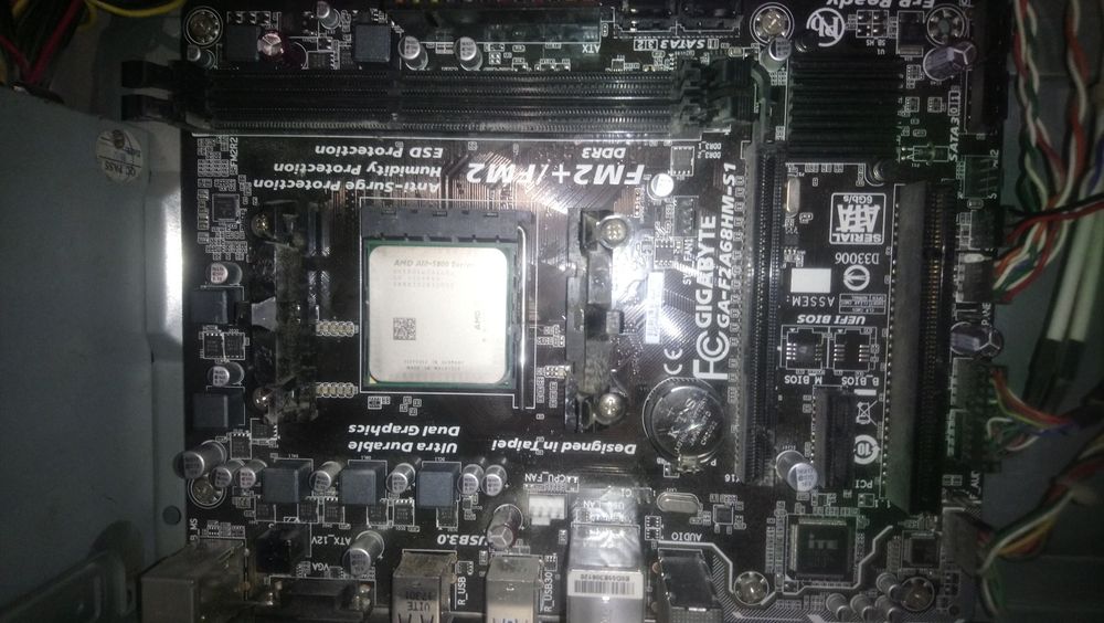 Комплектуючі для комп'ютера