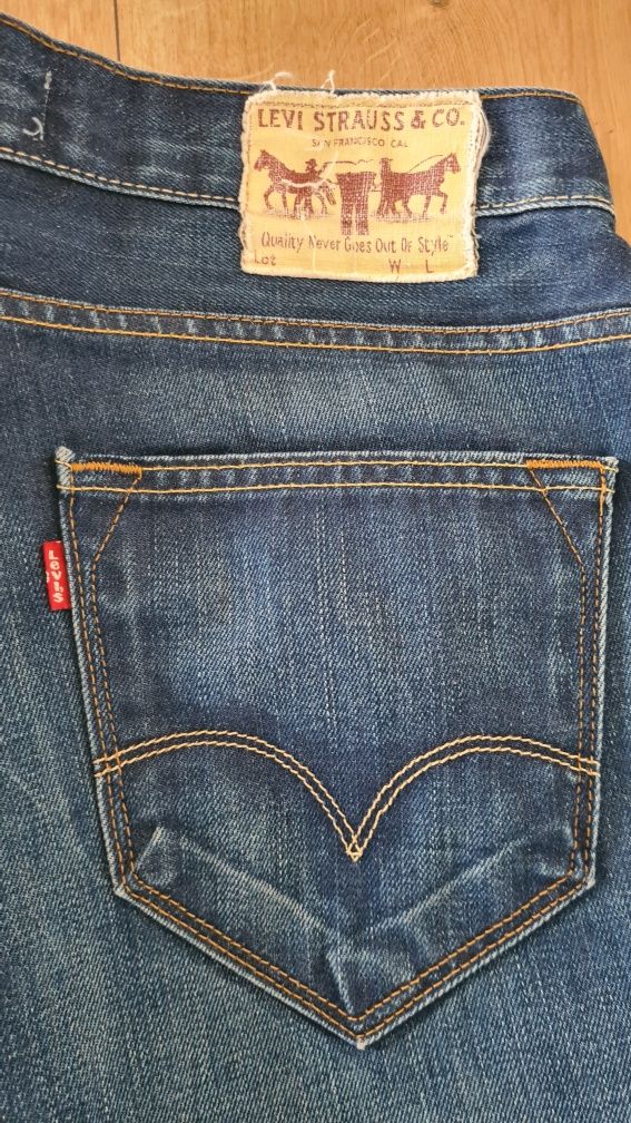 Spodnie Jeans Levis Levi's W33.