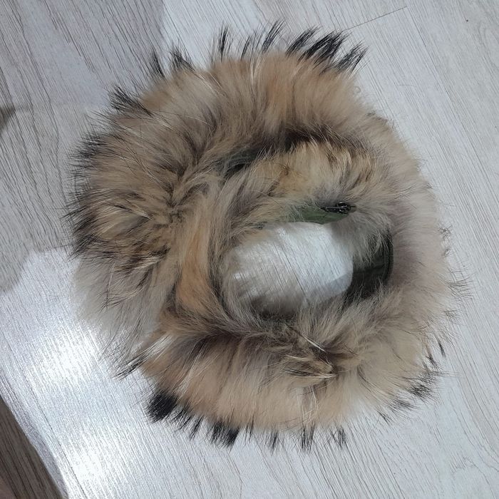 Futerko naturalne obszycie kaptura 52cm