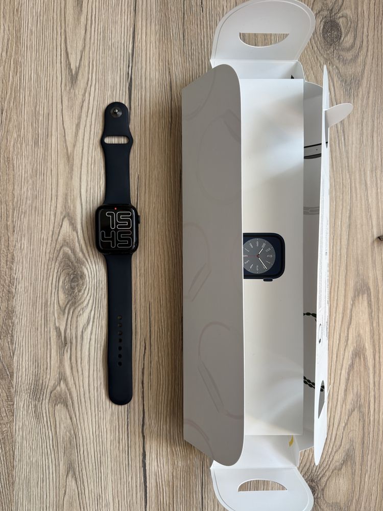 Apple warch series 8 45mm