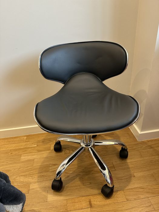 Cadeira de secretaria