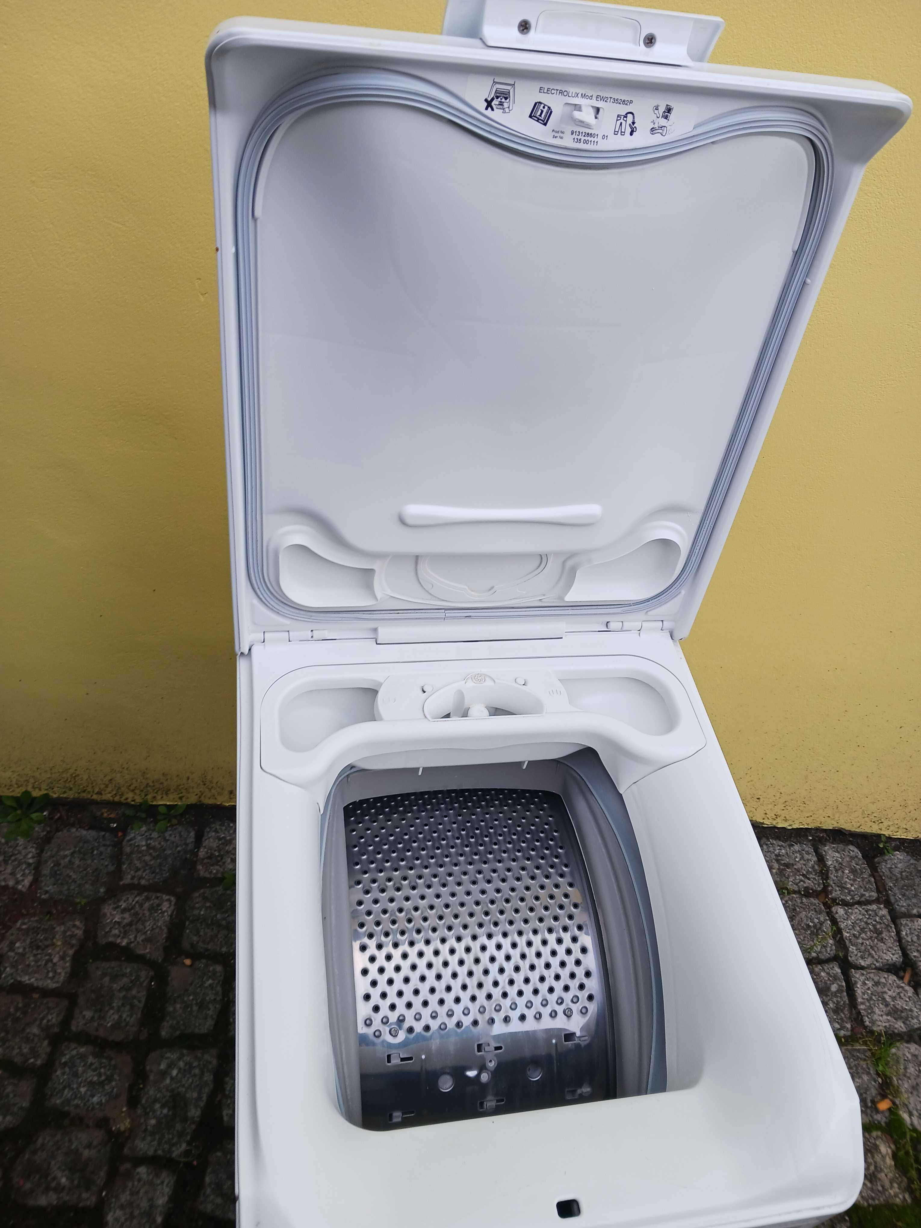 Sprzedam nową pralke "Electrolux Time Care 500 , Auto Sense "