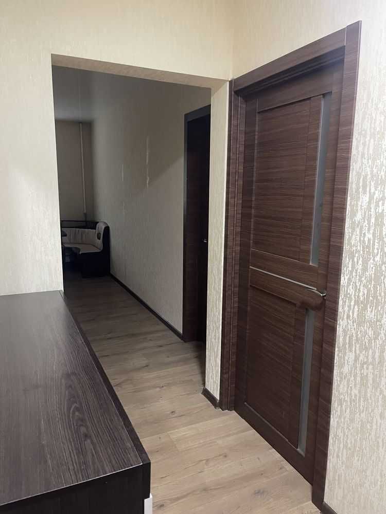 2к.кв. 2 балкона, ул. Космическая, м. Научная, Центр