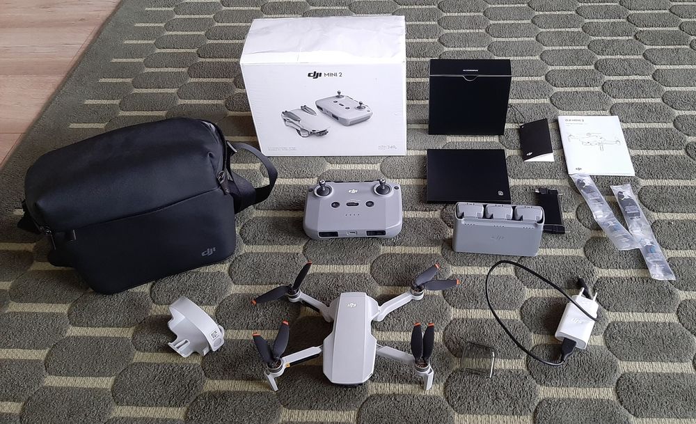 DJI Mini 2 Fly More Combo