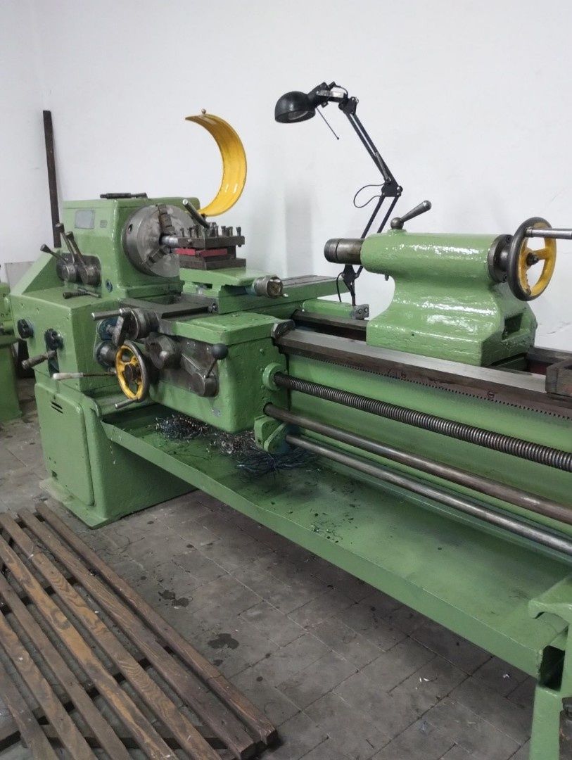 Tokarka model TUE 40