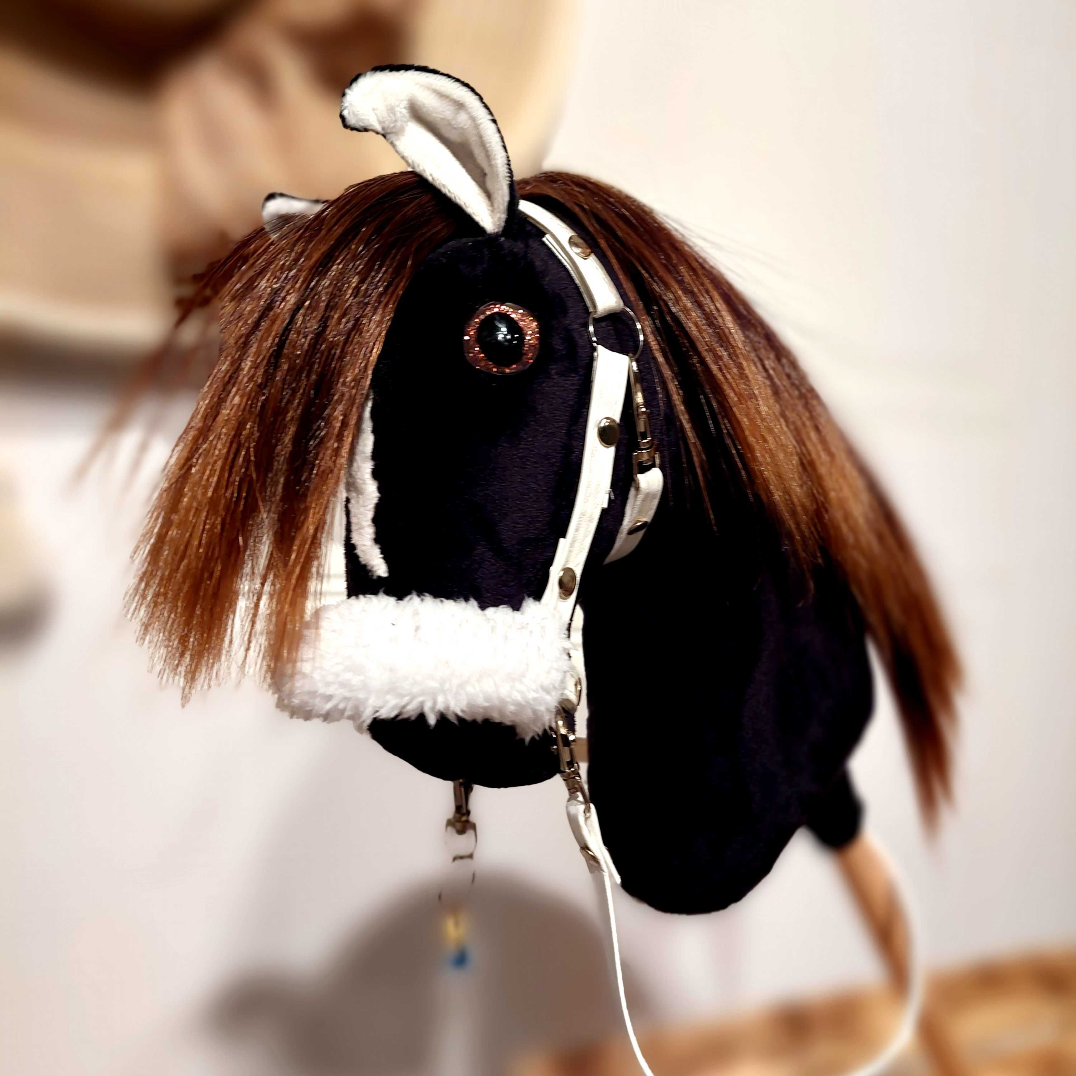 Hobby horse - syntetyczna grzywa ,realistyczne oczy .