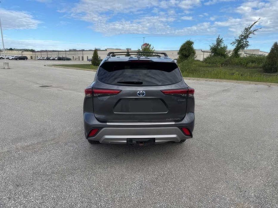 Toyota Highlander      2023