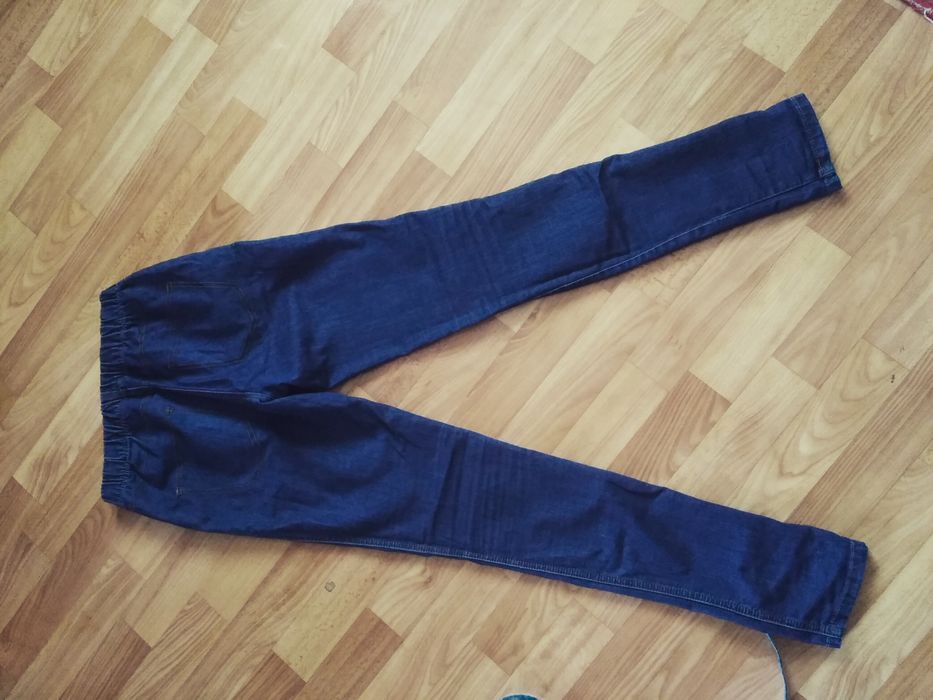 Джоггеры, джинсы, джегинсы