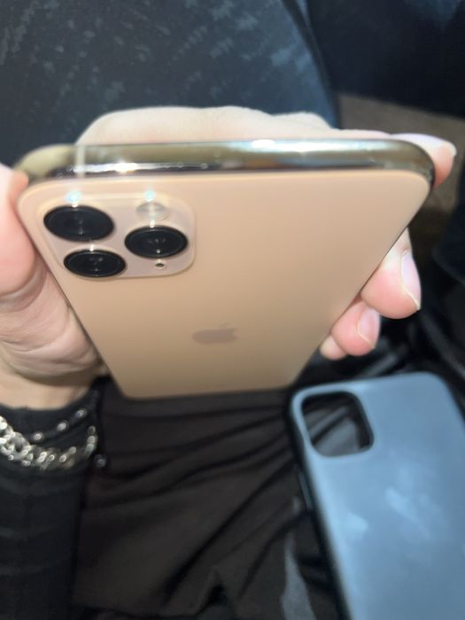 iPhone 11 pro max 256