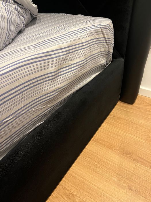 Cama casal com colchão