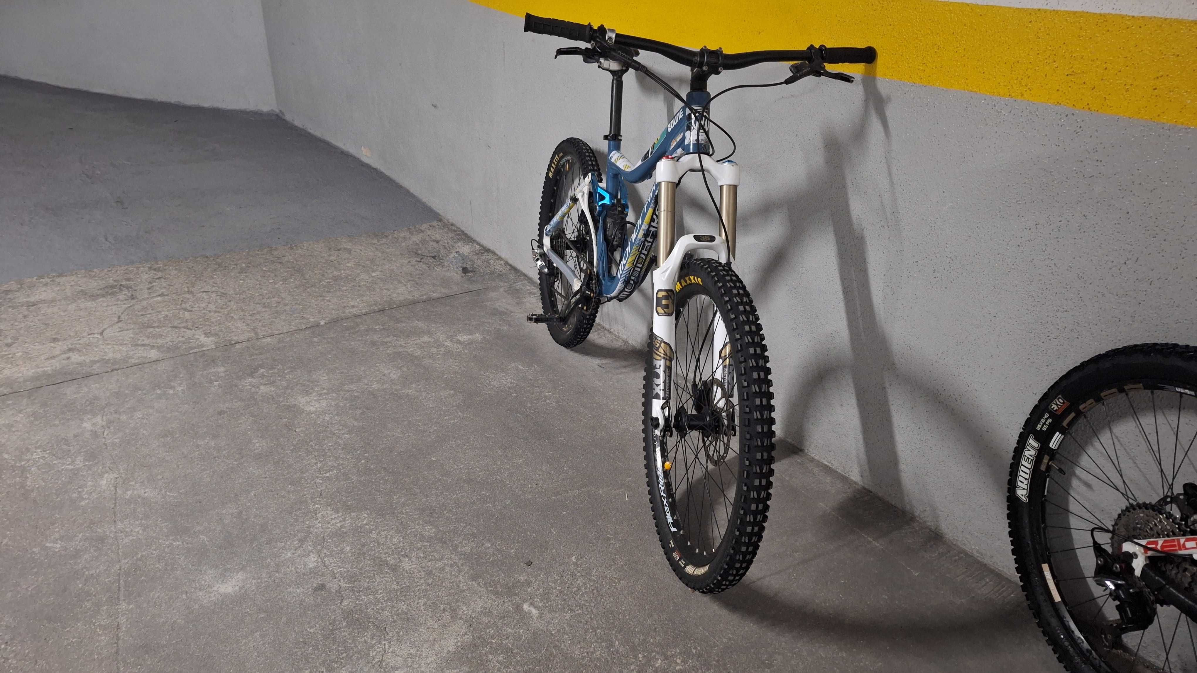 Mondraker Dune enduro