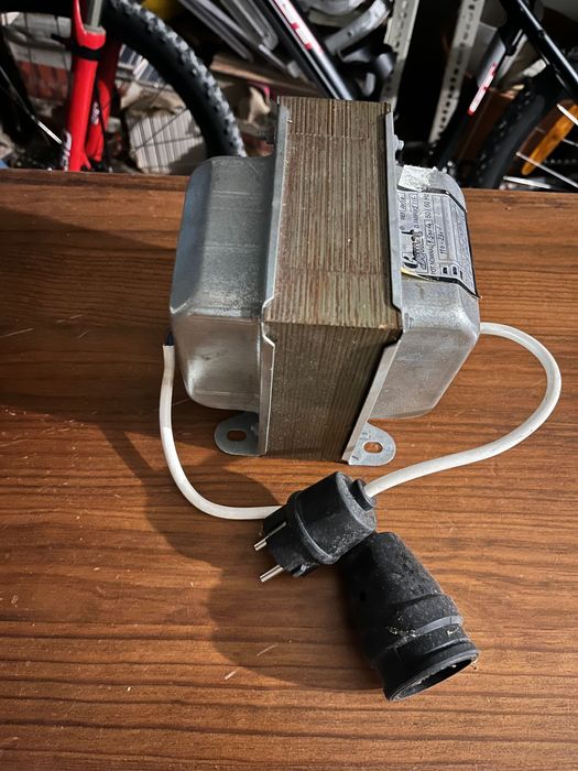 Transformador elétrico de 110 para 220 volts_SOMAT