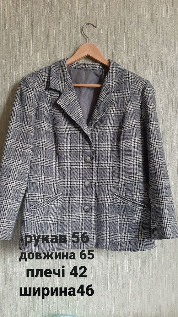 Піджак жіночій 46-48