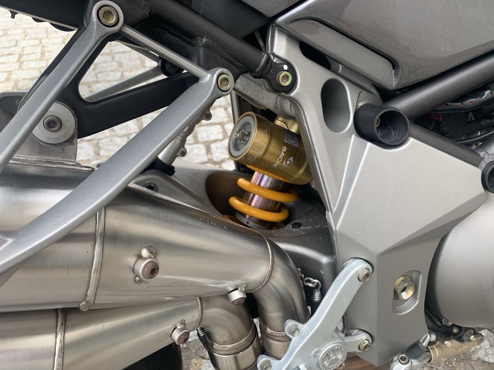 MV Agusta Brutale 910R F4