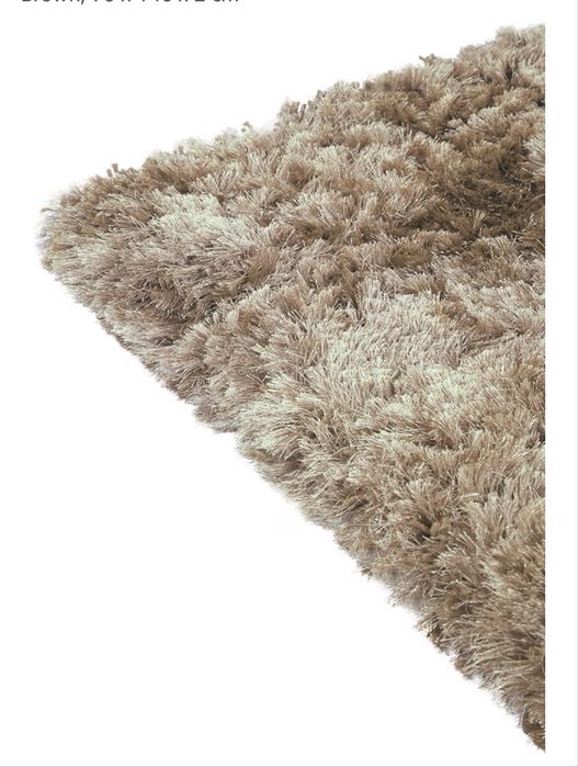 Tapete de fios em bom estado