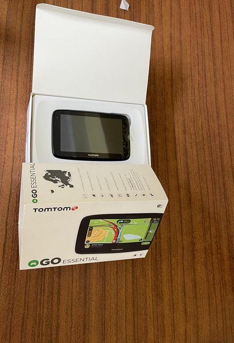 Vendo GPS Tomtom Go Essential de 5''