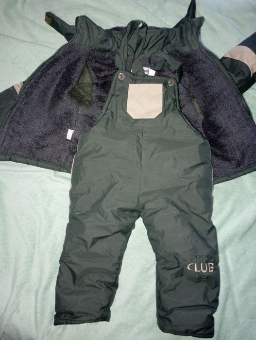 Зимовий комбінезон