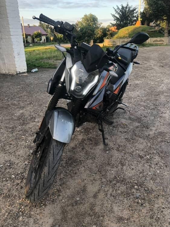 Продам мотоцикл Spark 250 r 32