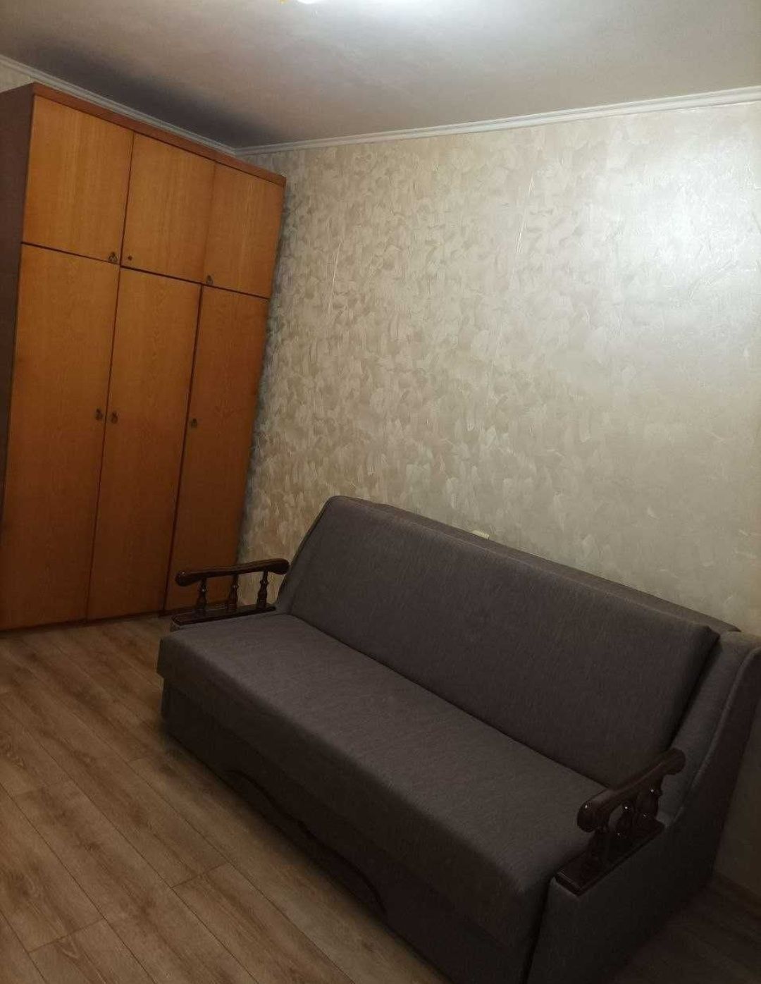 Оренда 2х кімнатної квартири у Комунарському р-ні (Водограйна 10)